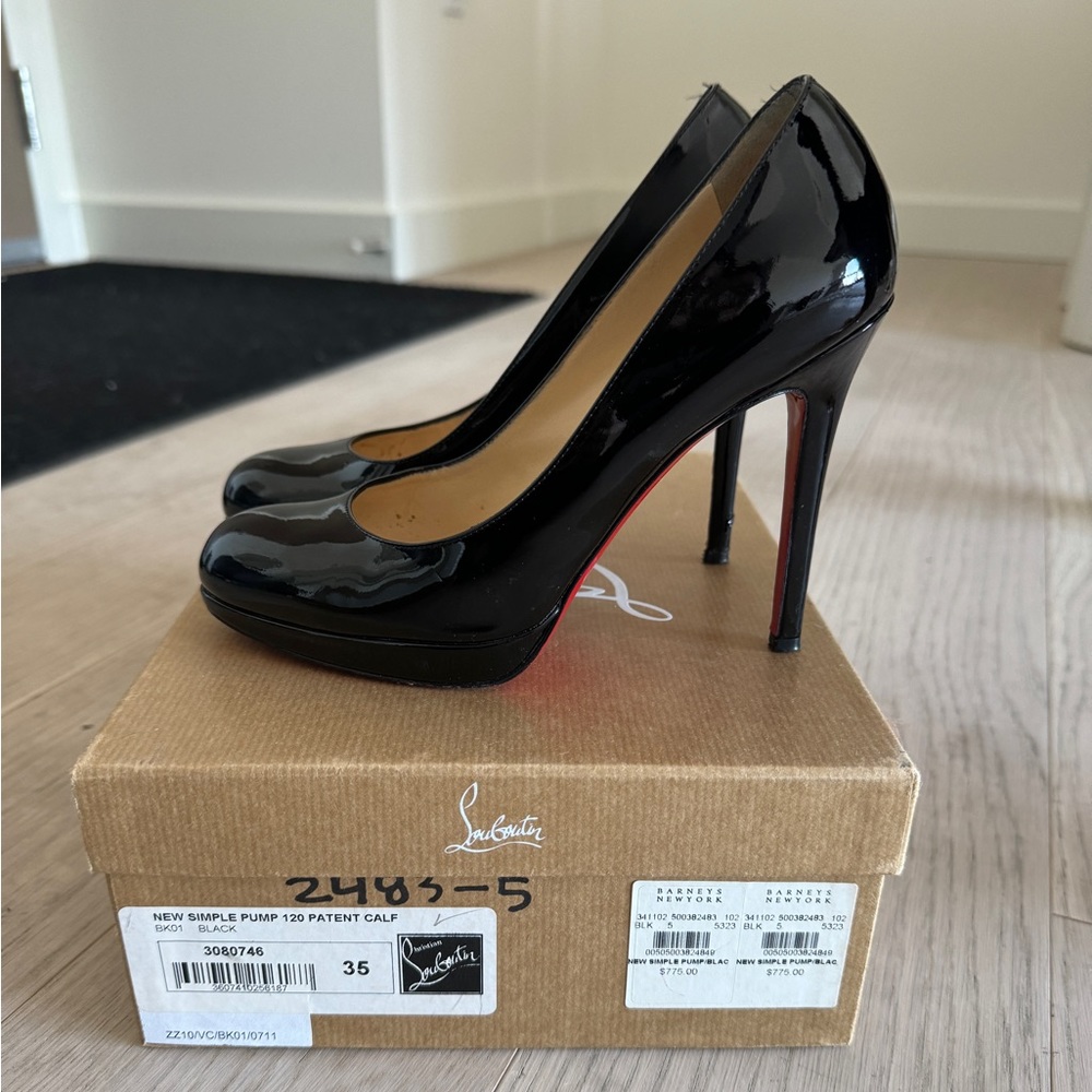 Christian Louboutin Pumps